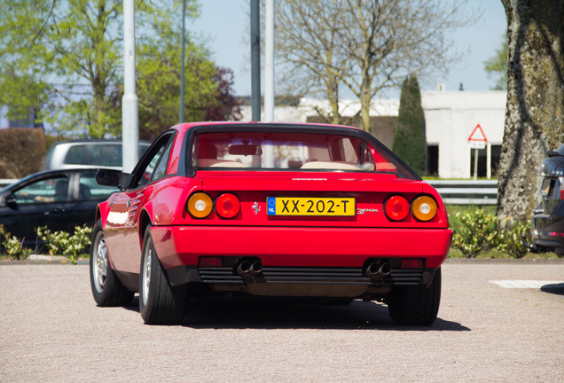 Ferrari Mondial 3.2