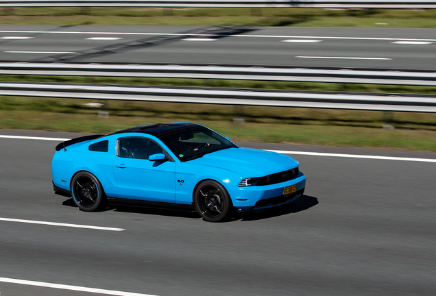 Ford Mustang GT 2011