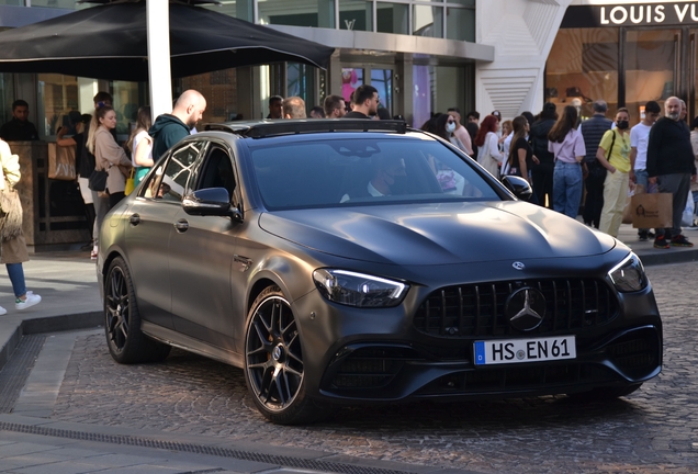 Mercedes-AMG E 63 S W213 2021