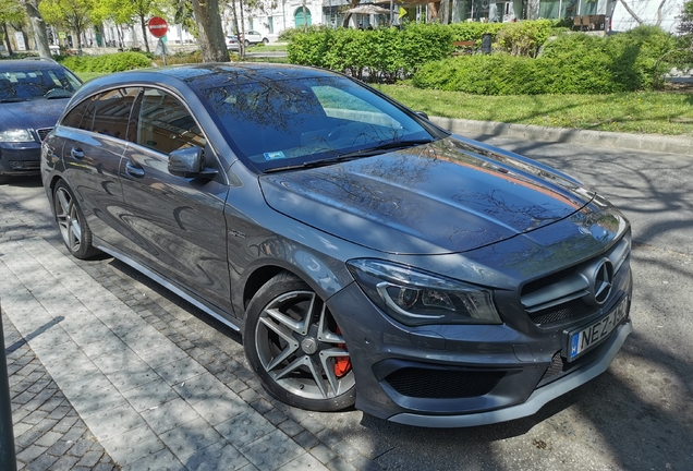 Mercedes-Benz CLA 45 AMG Shooting Brake