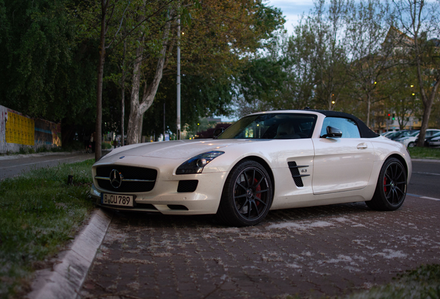 Mercedes-Benz SLS AMG GT Roadster