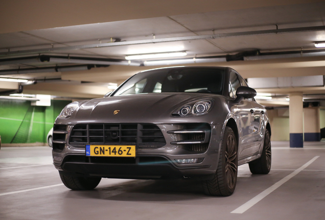 Porsche 95B Macan Turbo