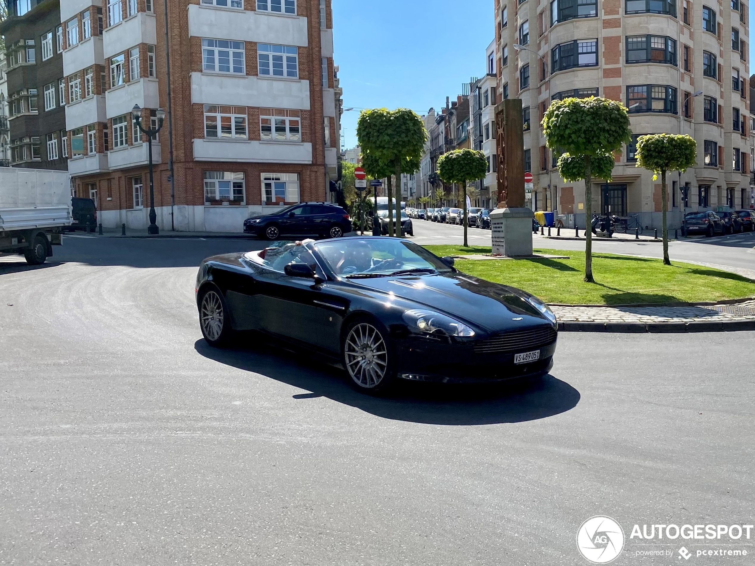 Aston Martin DB9 Volante