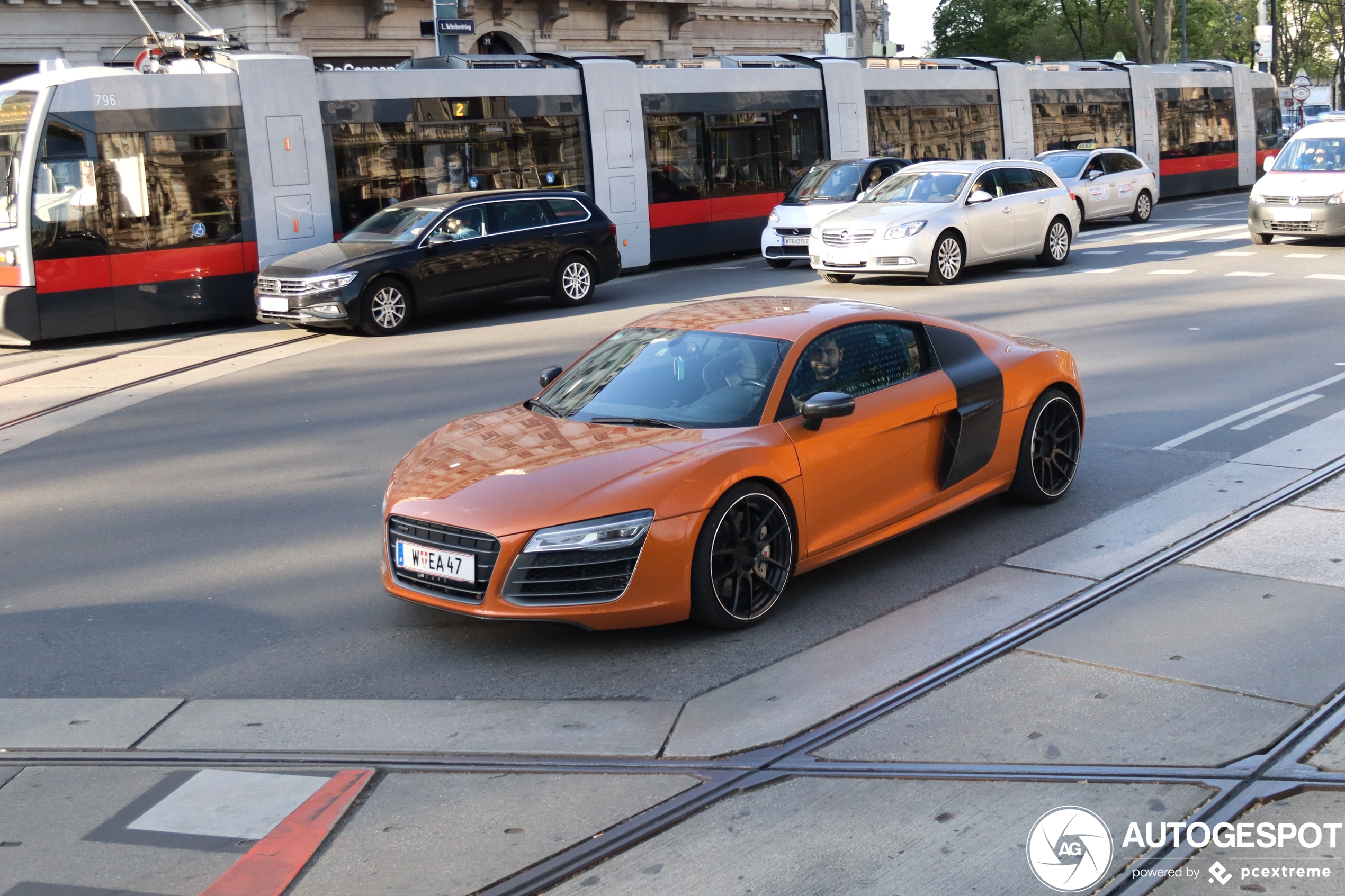 Audi R8 V10 Plus 2013