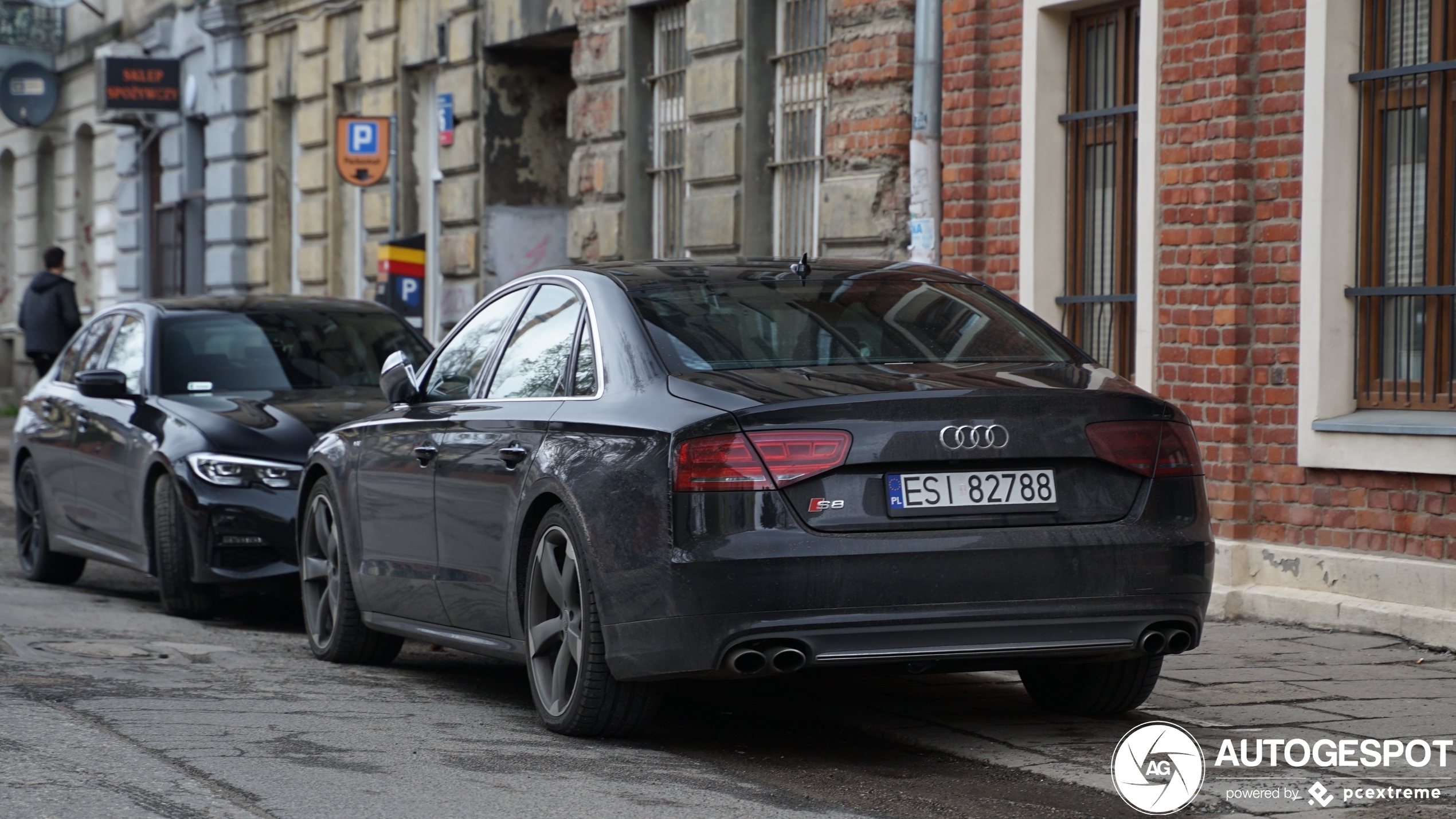 Audi S8 D4