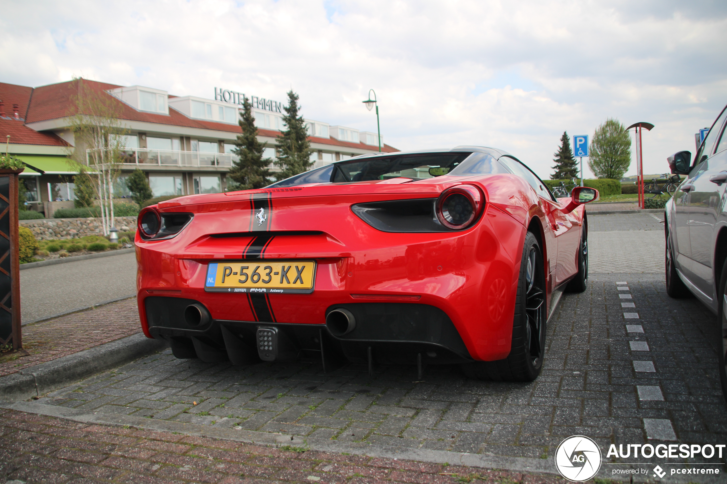 Ferrari 488 Spider