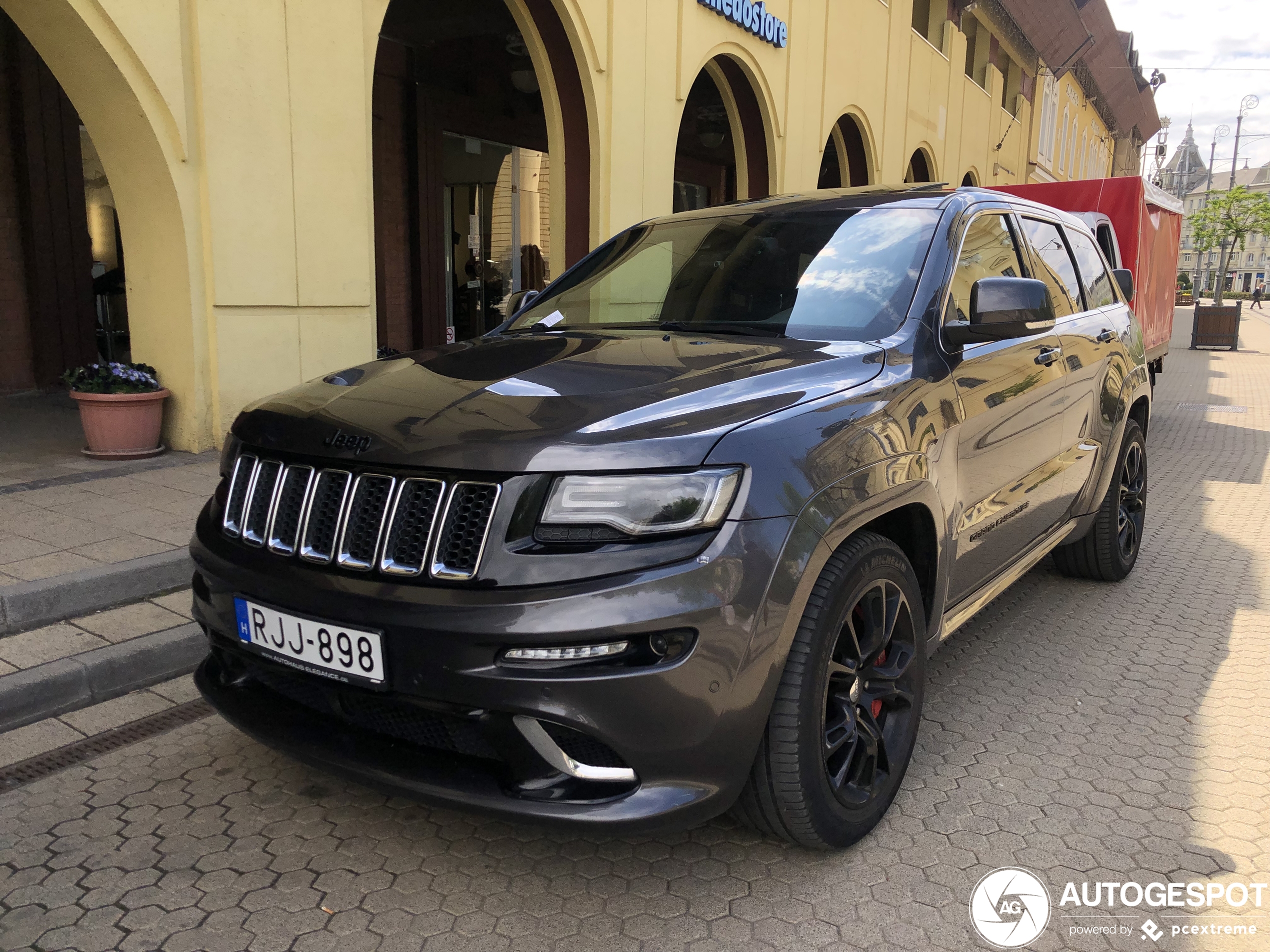 Jeep Grand Cherokee SRT 2013