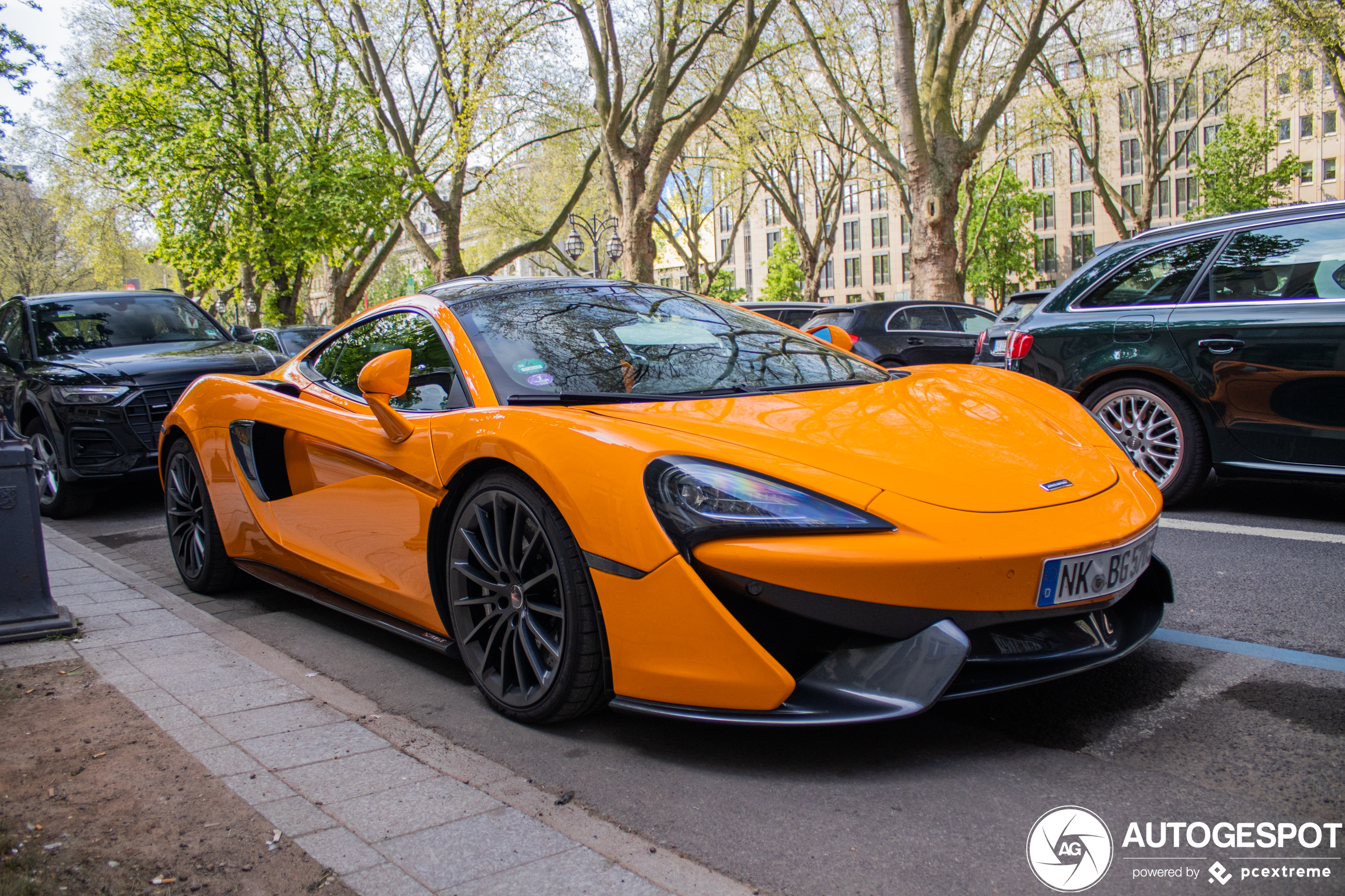 McLaren 570GT