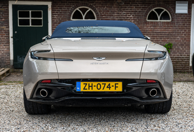 Aston Martin DB11 V8 Volante