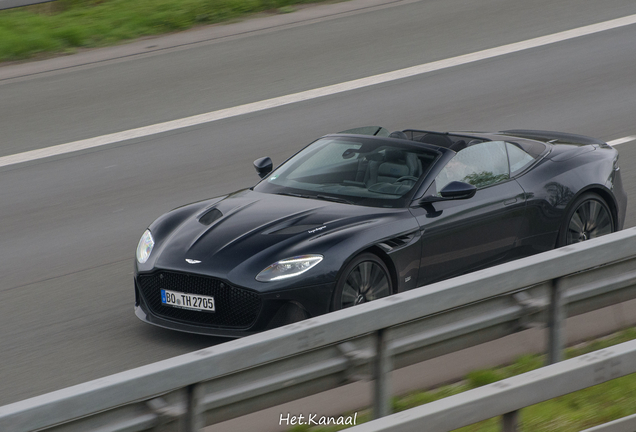 Aston Martin DBS Superleggera Volante