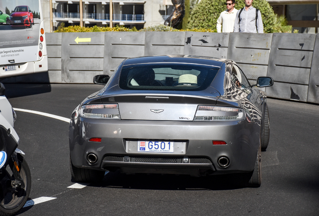 Aston Martin V8 Vantage