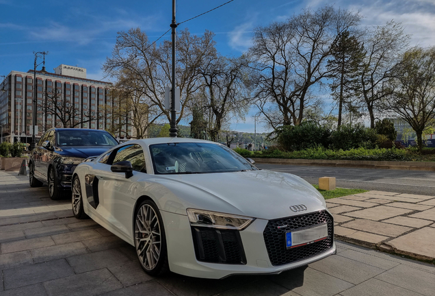 Audi R8 V10 Plus 2015