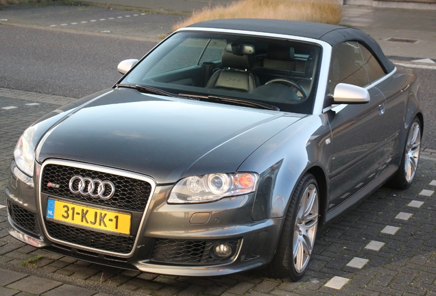 Audi RS4 Cabriolet