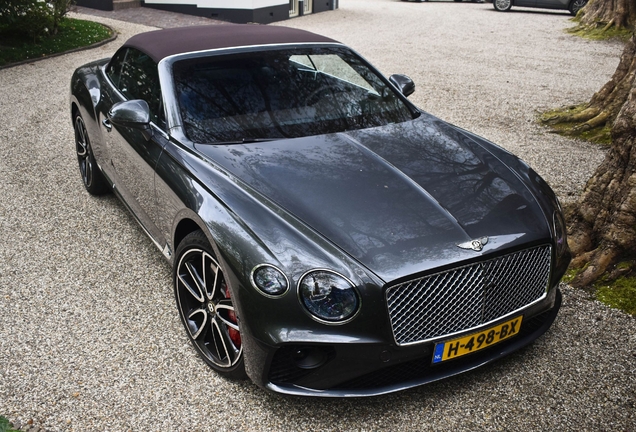 Bentley Continental GTC 2019