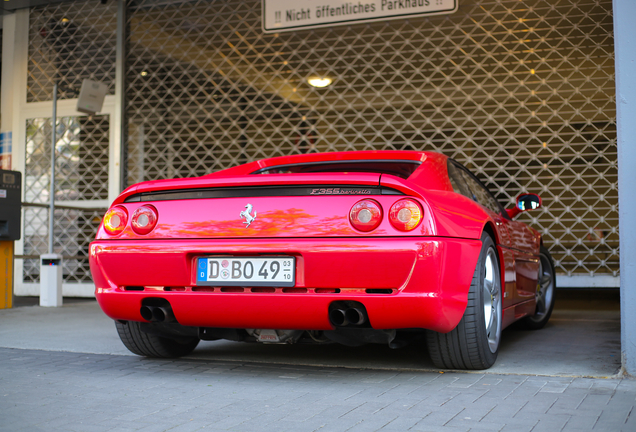 Ferrari F355 Berlinetta