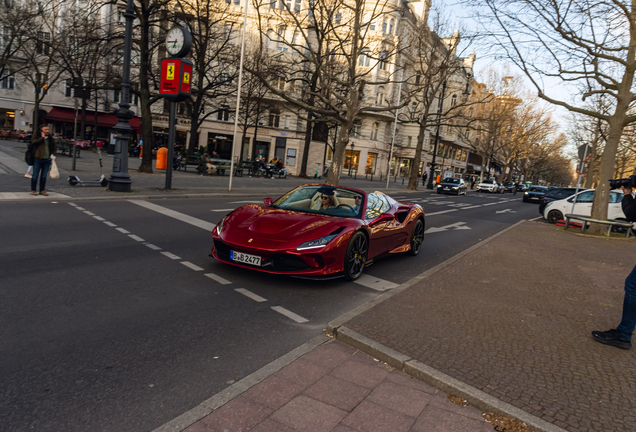 Ferrari F8 Spider