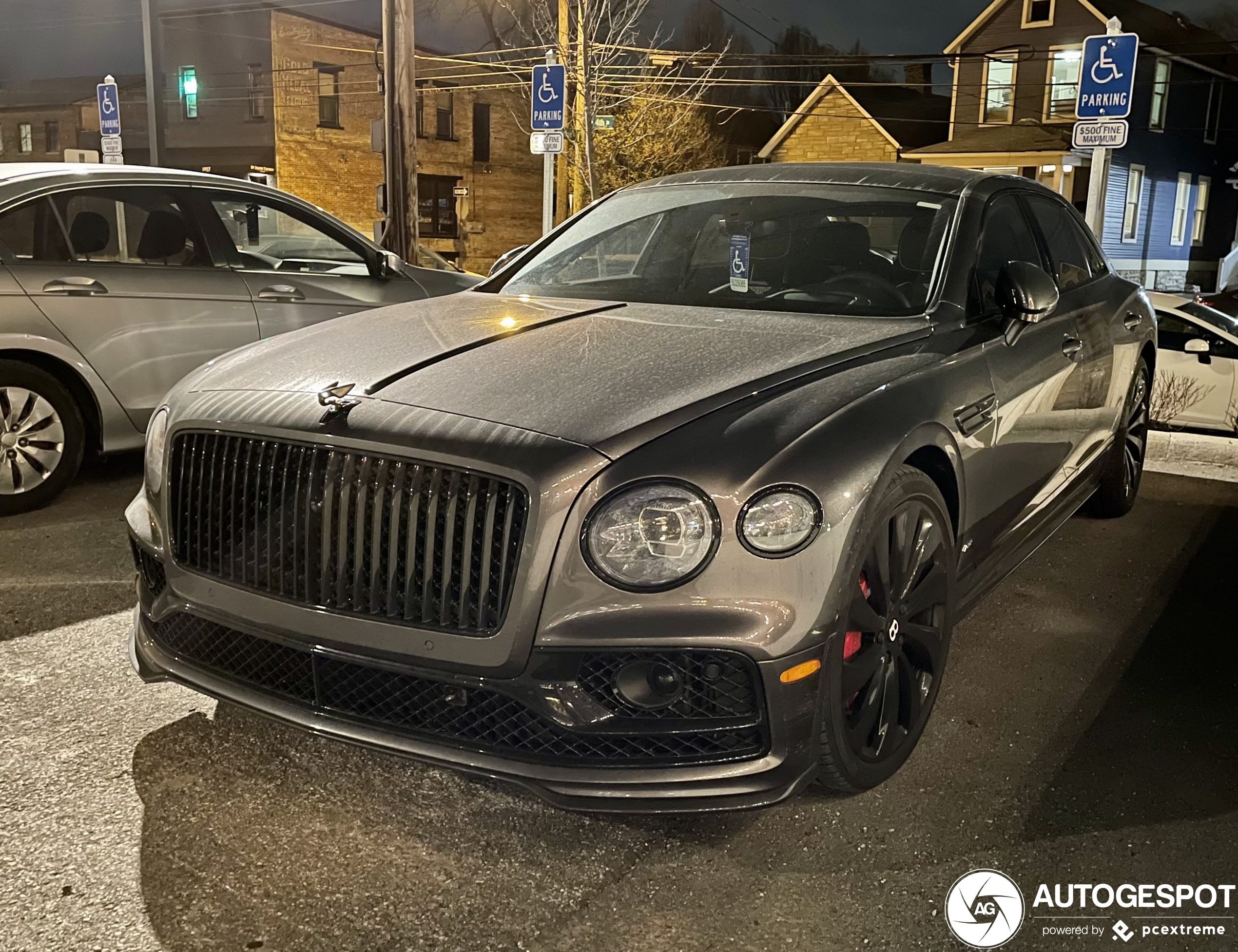 Bentley Flying Spur V8 2021 First Edition