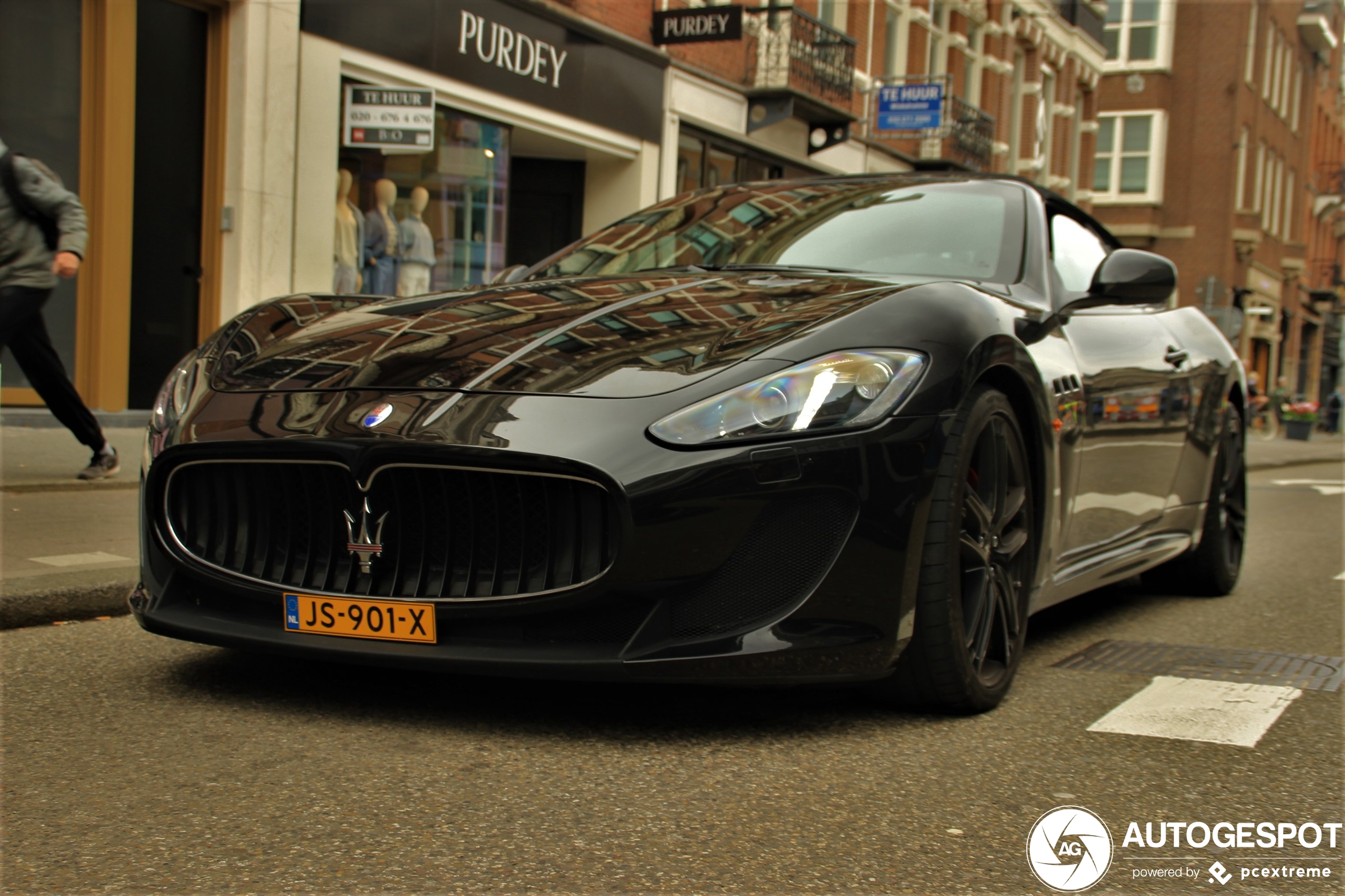 Maserati GranCabrio MC