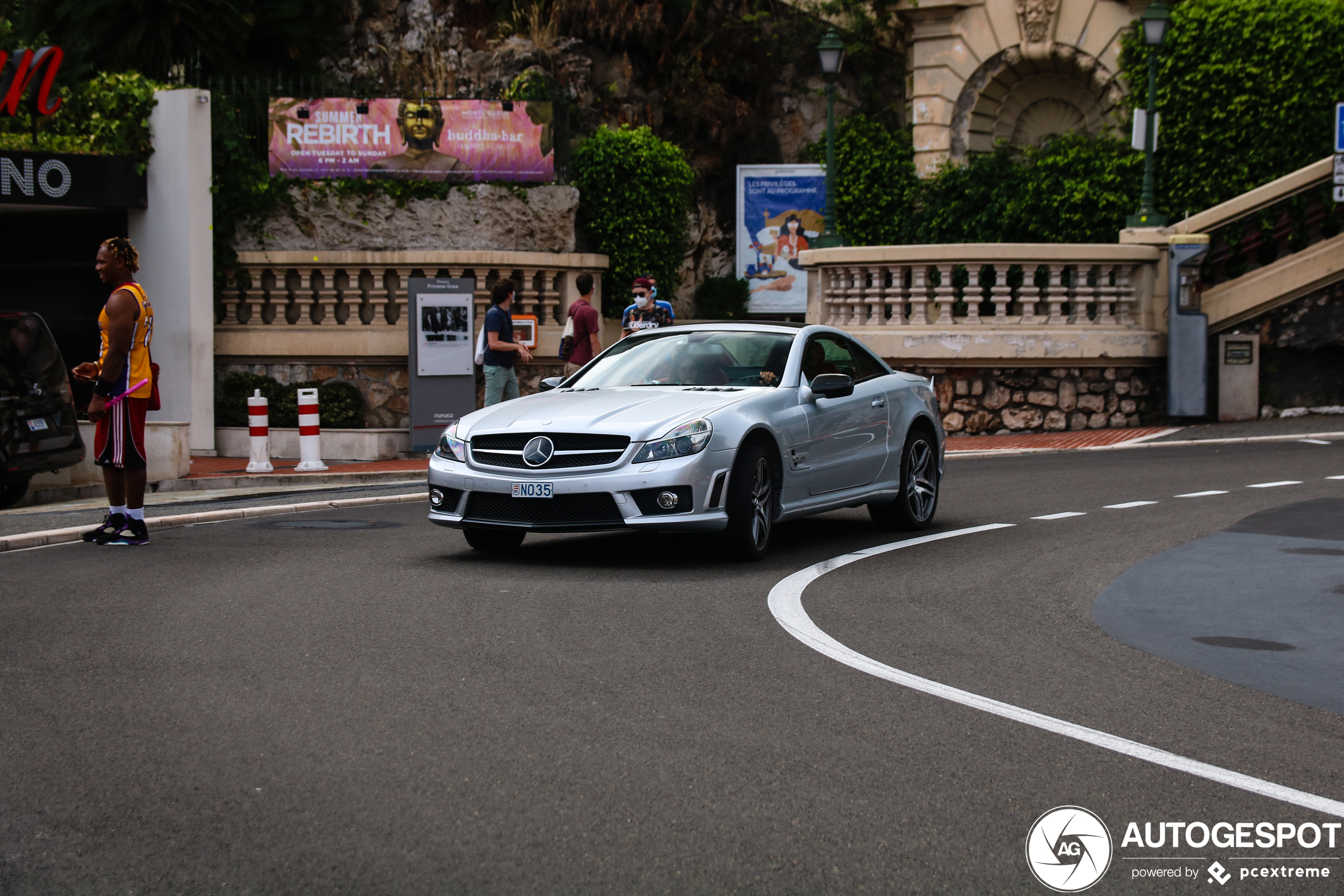 Mercedes-Benz SL 63 AMG