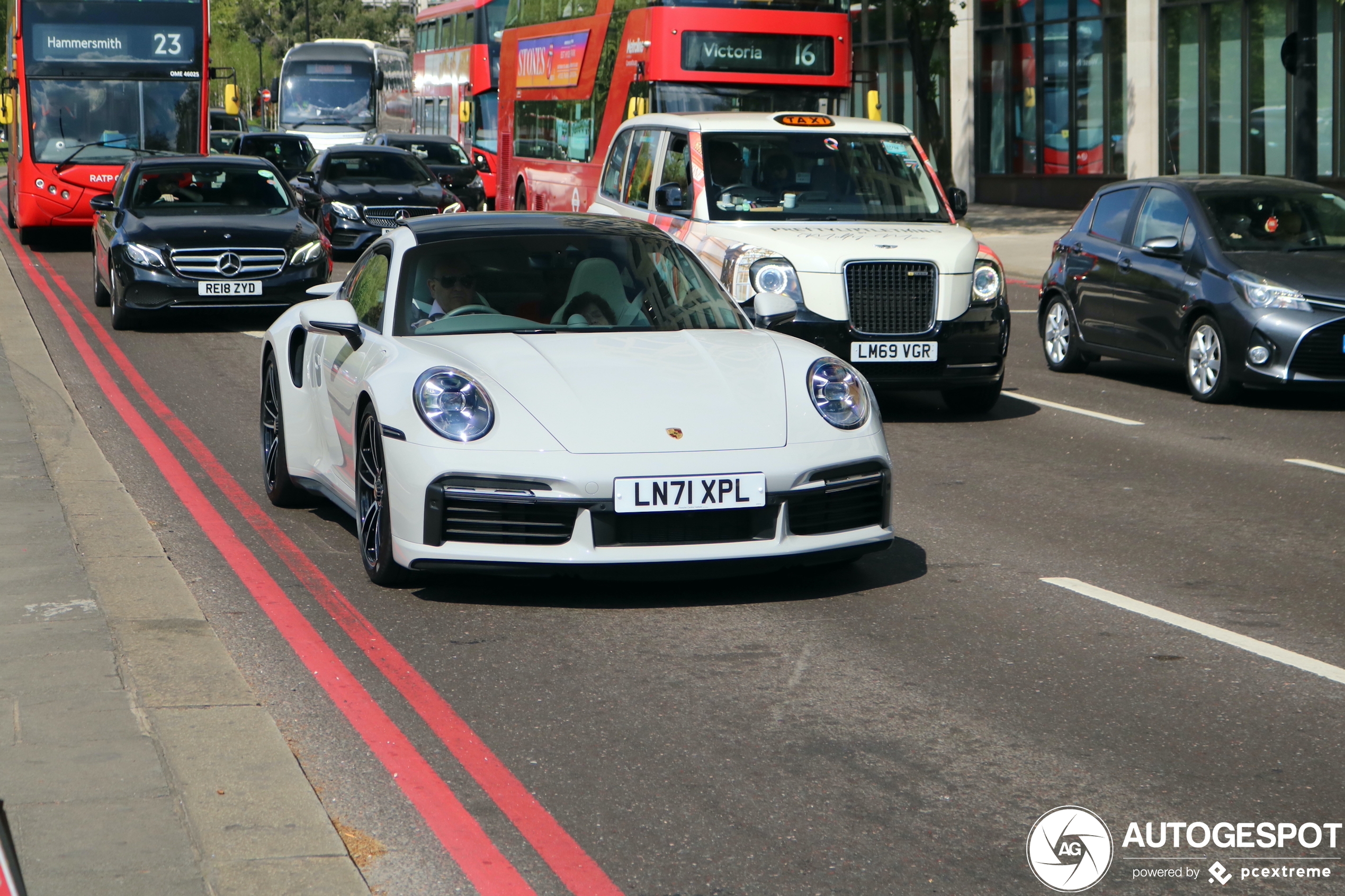 Porsche 992 Turbo S