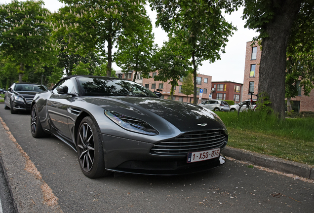 Aston Martin DB11 V8 Volante