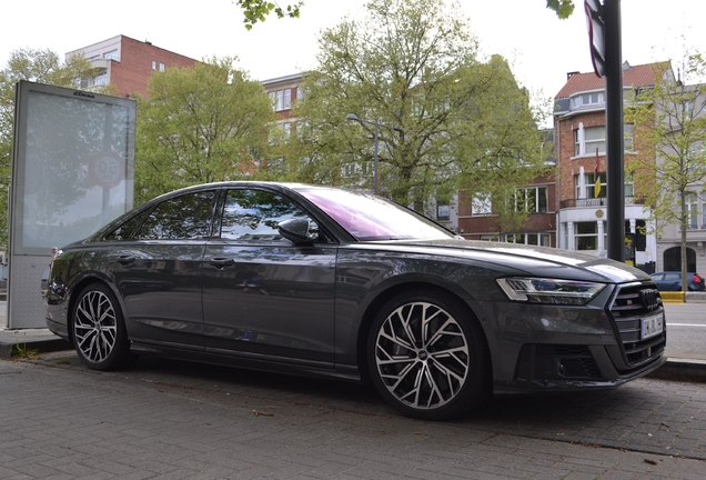 Audi S8 D5