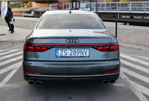 Audi S8 D5