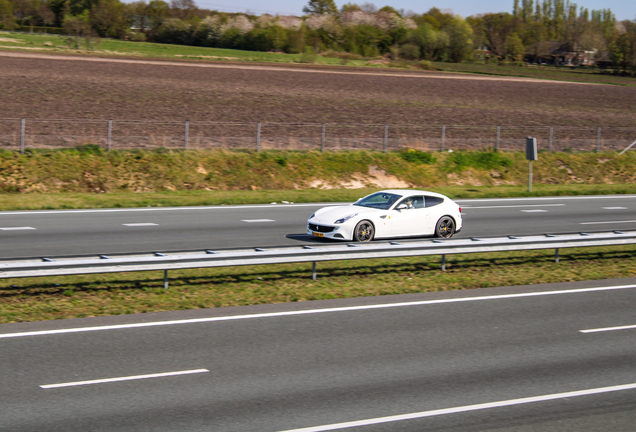 Ferrari FF