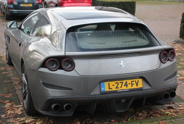 Ferrari GTC4Lusso