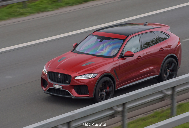 Jaguar F-PACE SVR