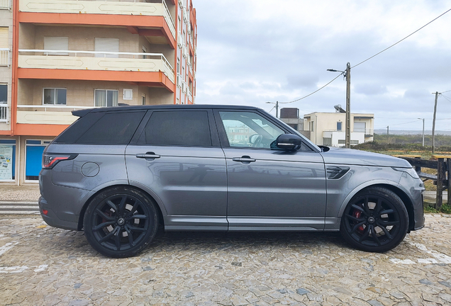 Land Rover Range Rover Sport SVR 2018 Carbon Edition