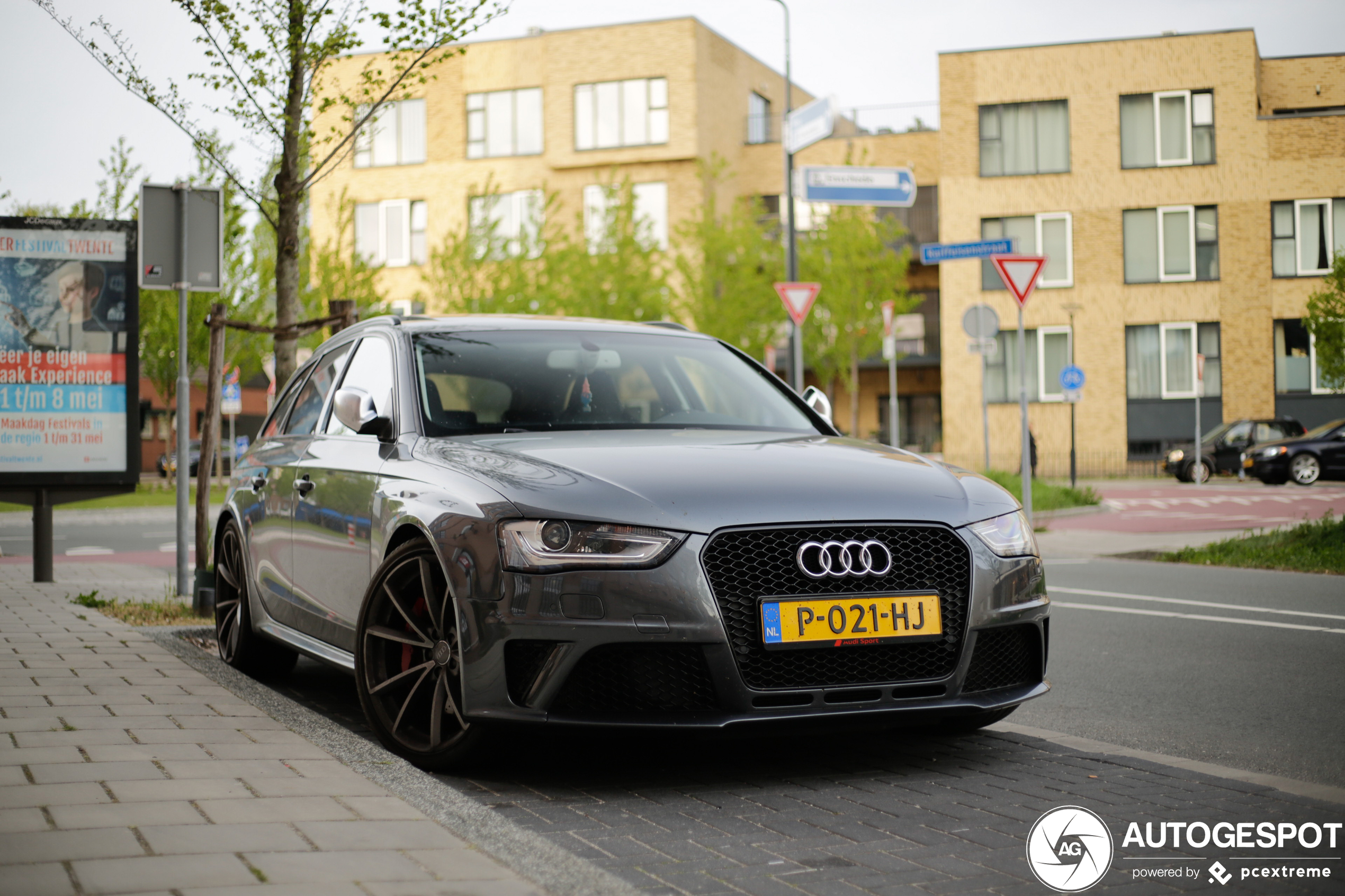 Audi RS4 Avant B8