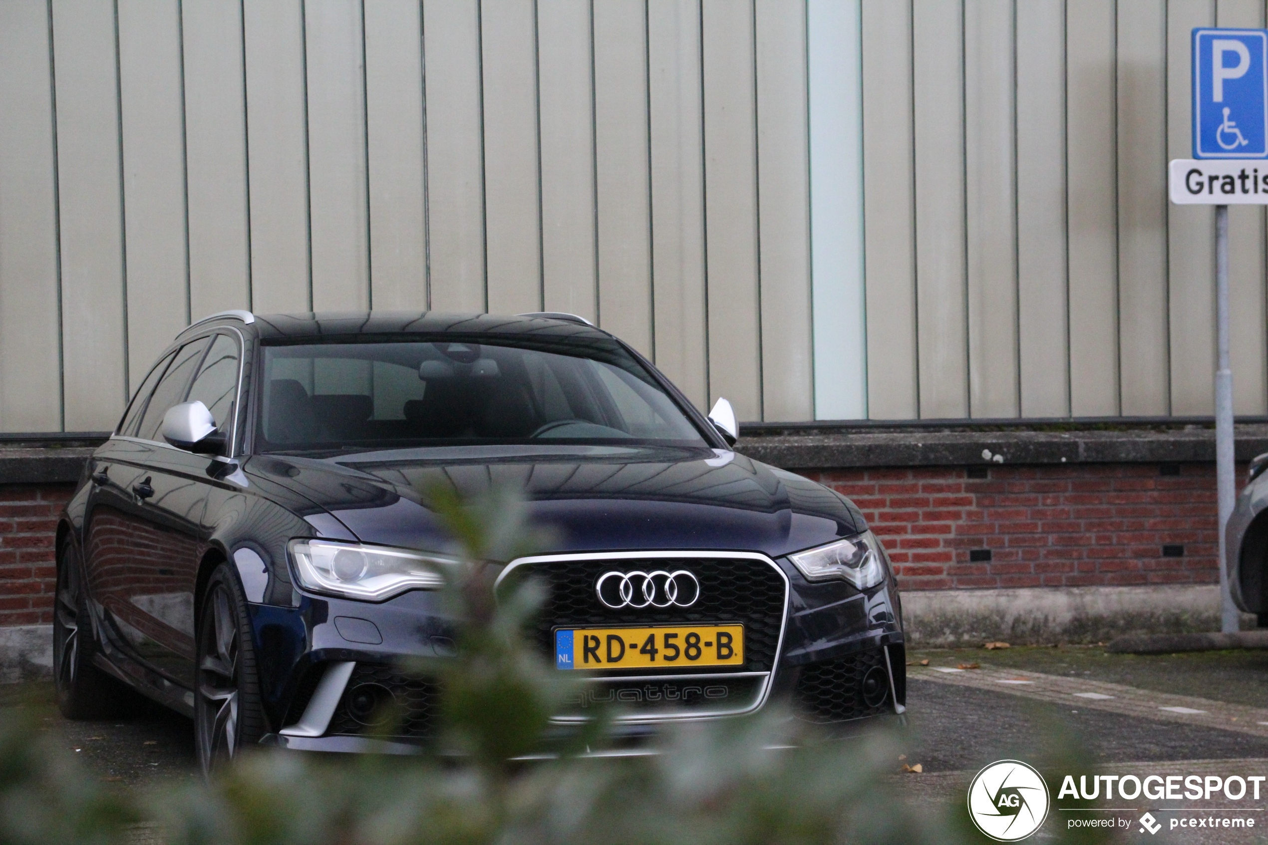 Audi RS6 Avant C7