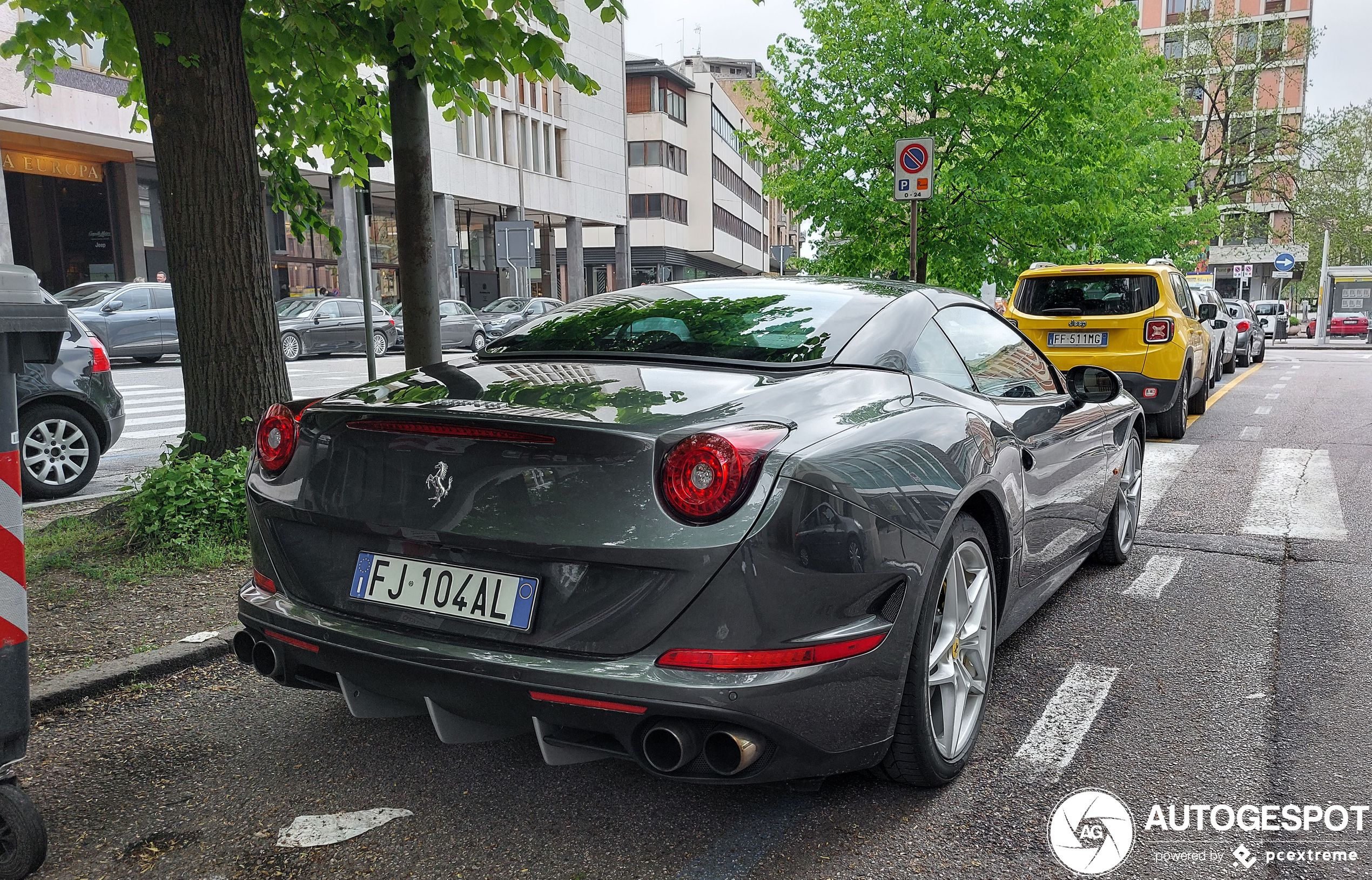 Ferrari California T