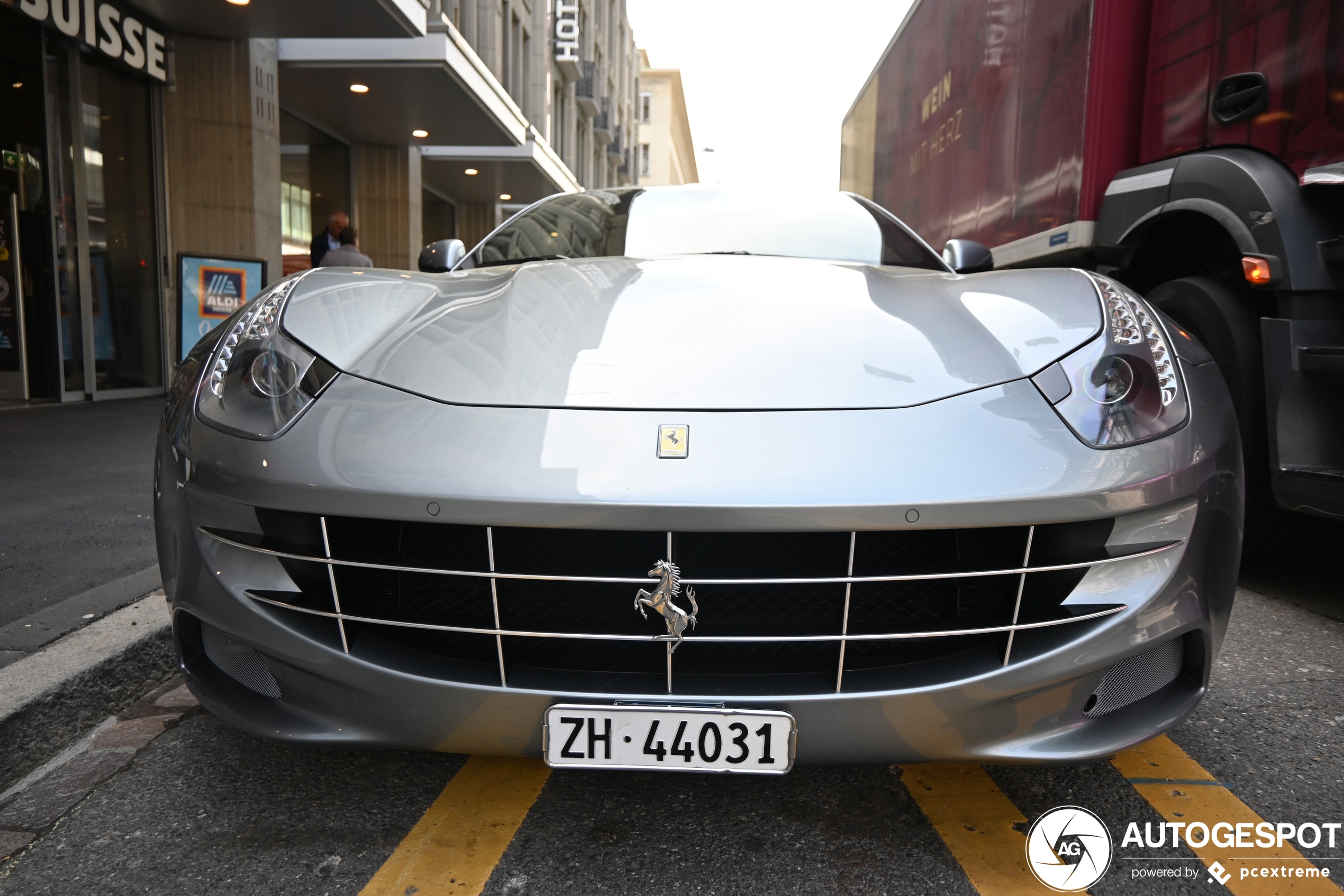 Ferrari FF