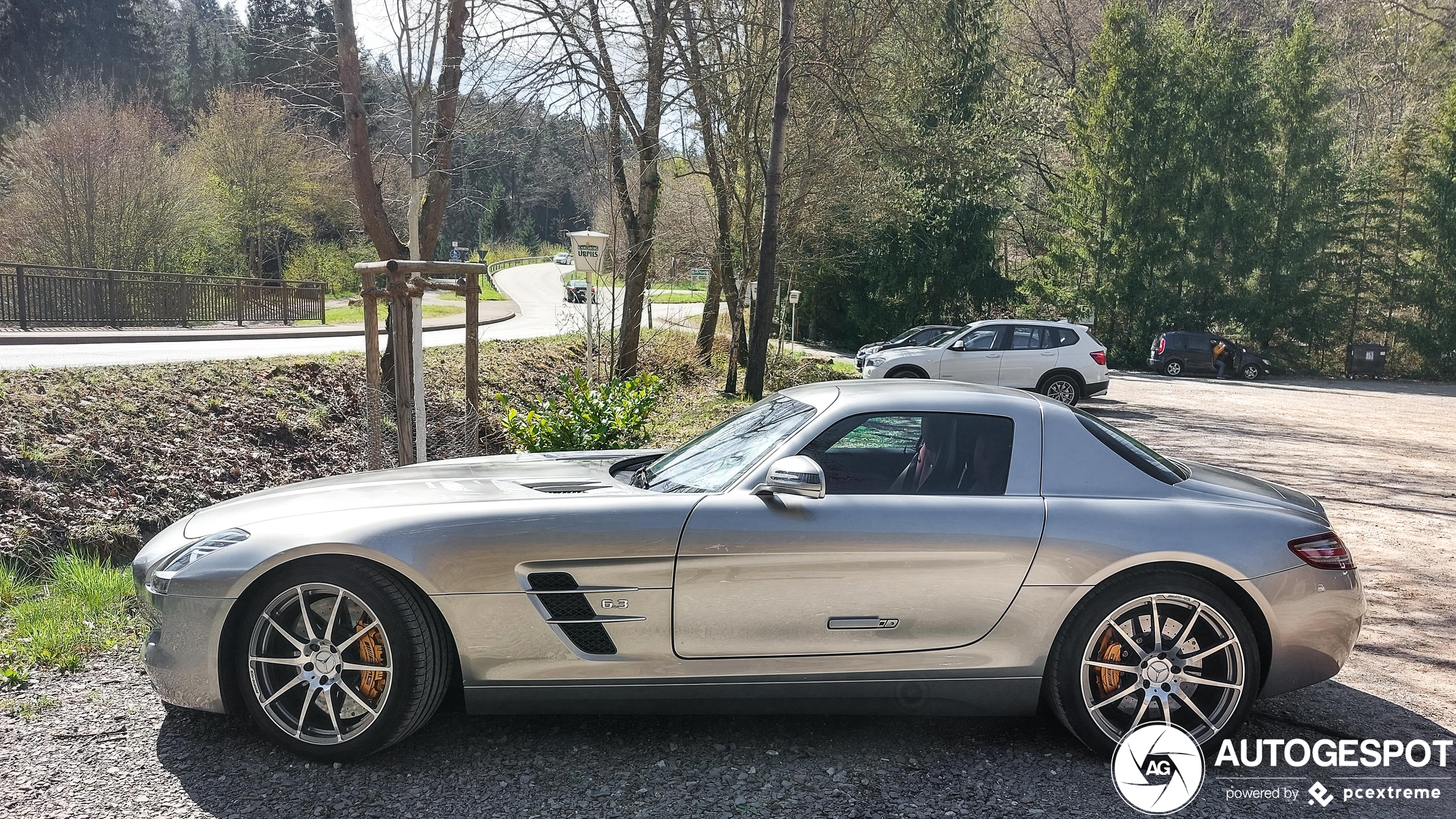 Mercedes-Benz SLS AMG