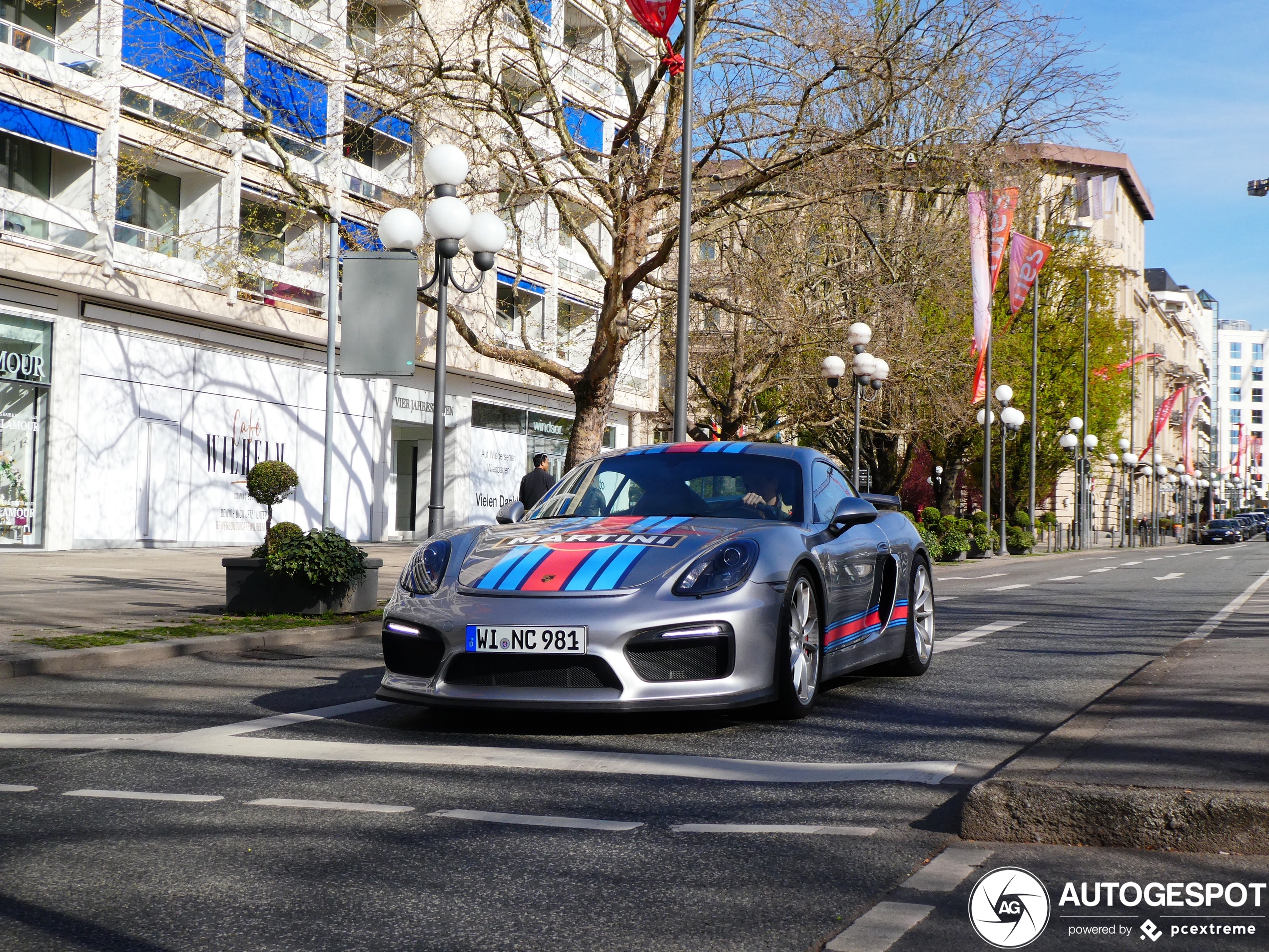 Porsche 981 Cayman GT4