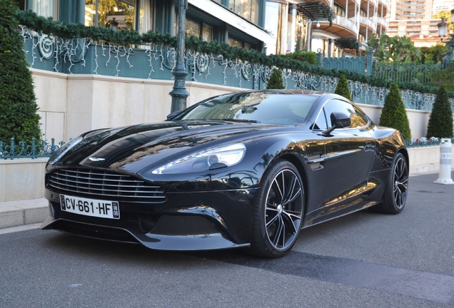 Aston Martin Vanquish 2013