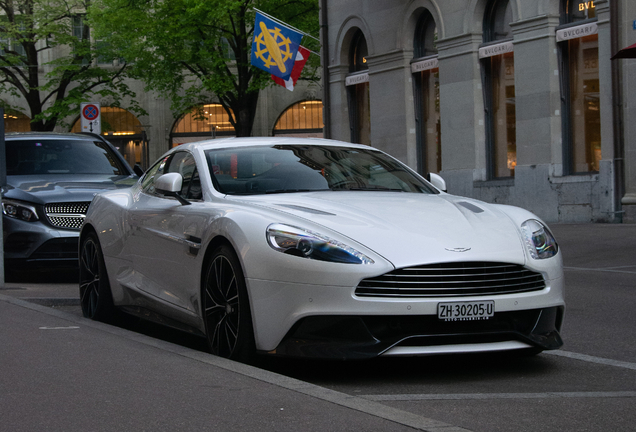 Aston Martin Vanquish 2013