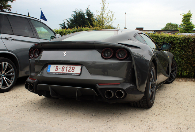 Ferrari 812 Superfast