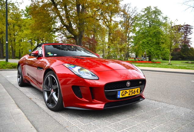 Jaguar F-TYPE S Convertible