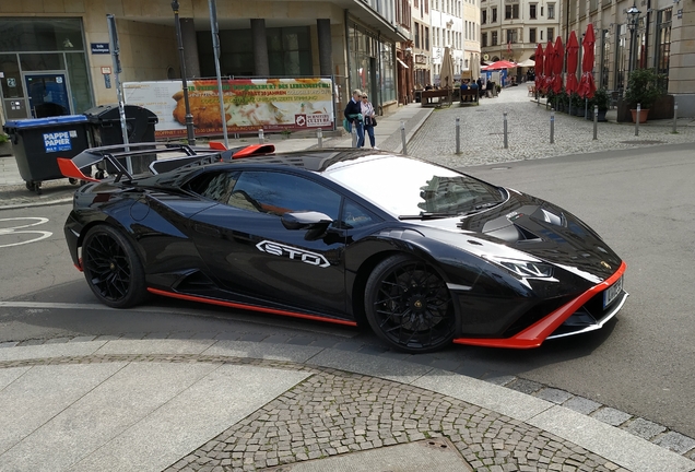 Lamborghini Huracán LP640-2 STO