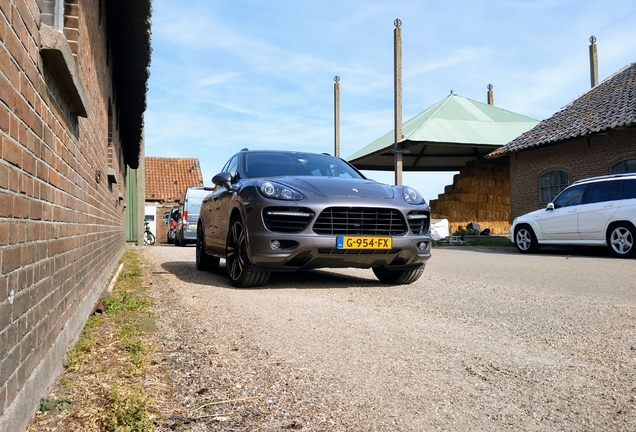 Porsche 958 Cayenne GTS