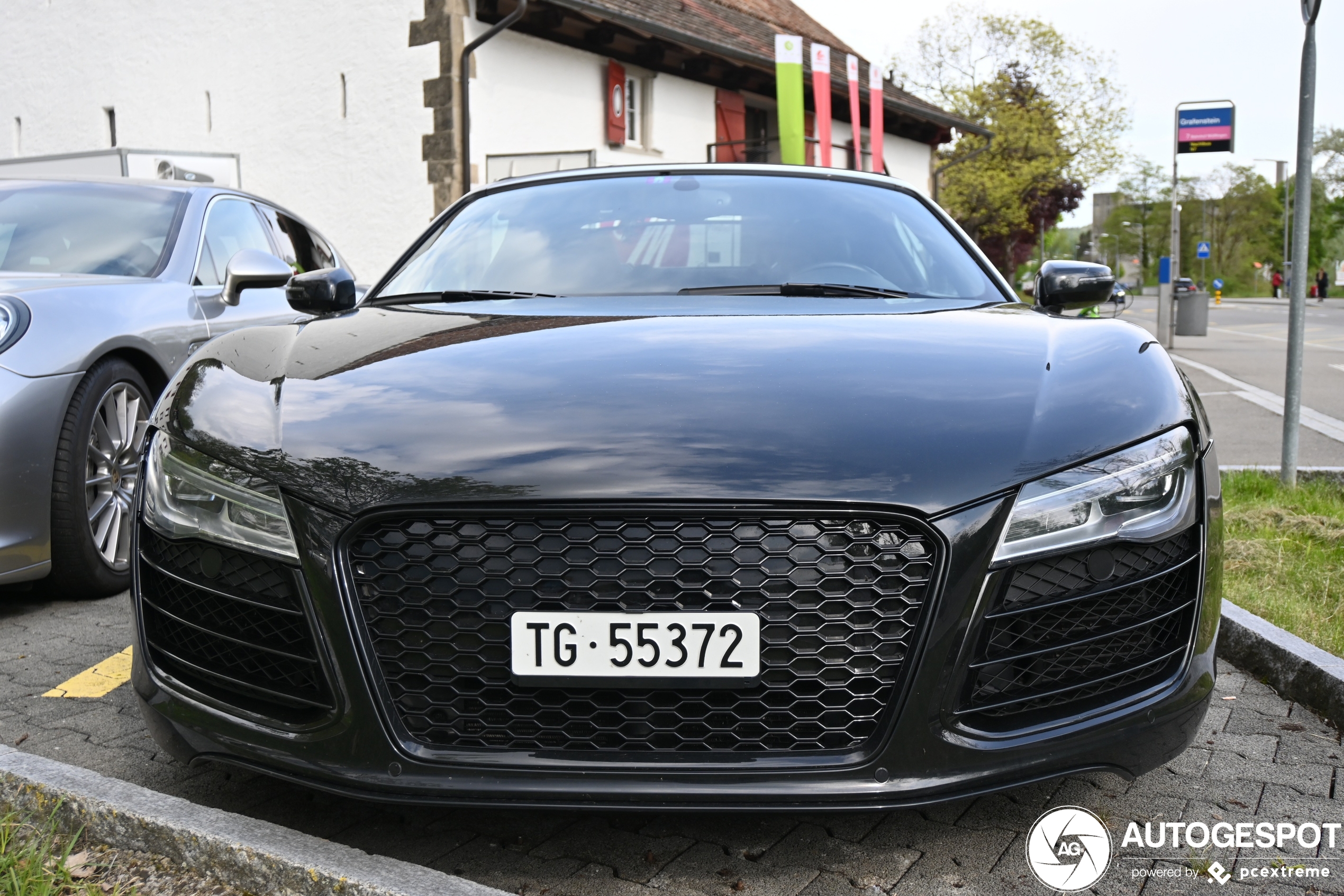 Audi R8 V10 Spyder 2013