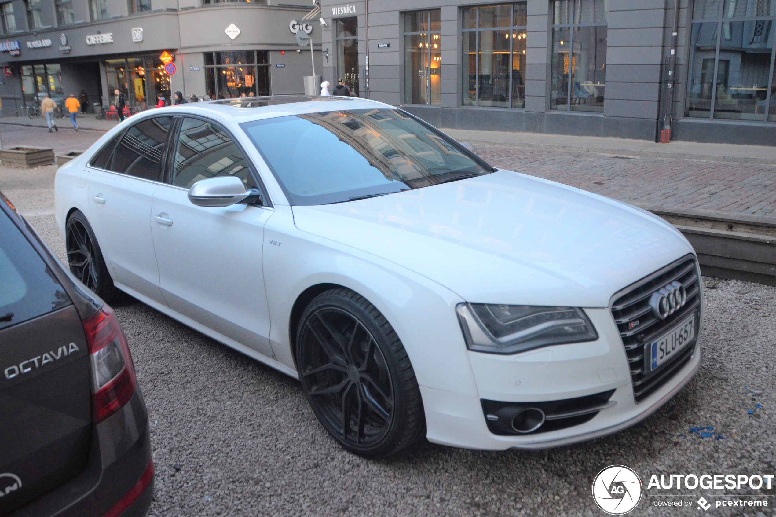 Audi S8 D4