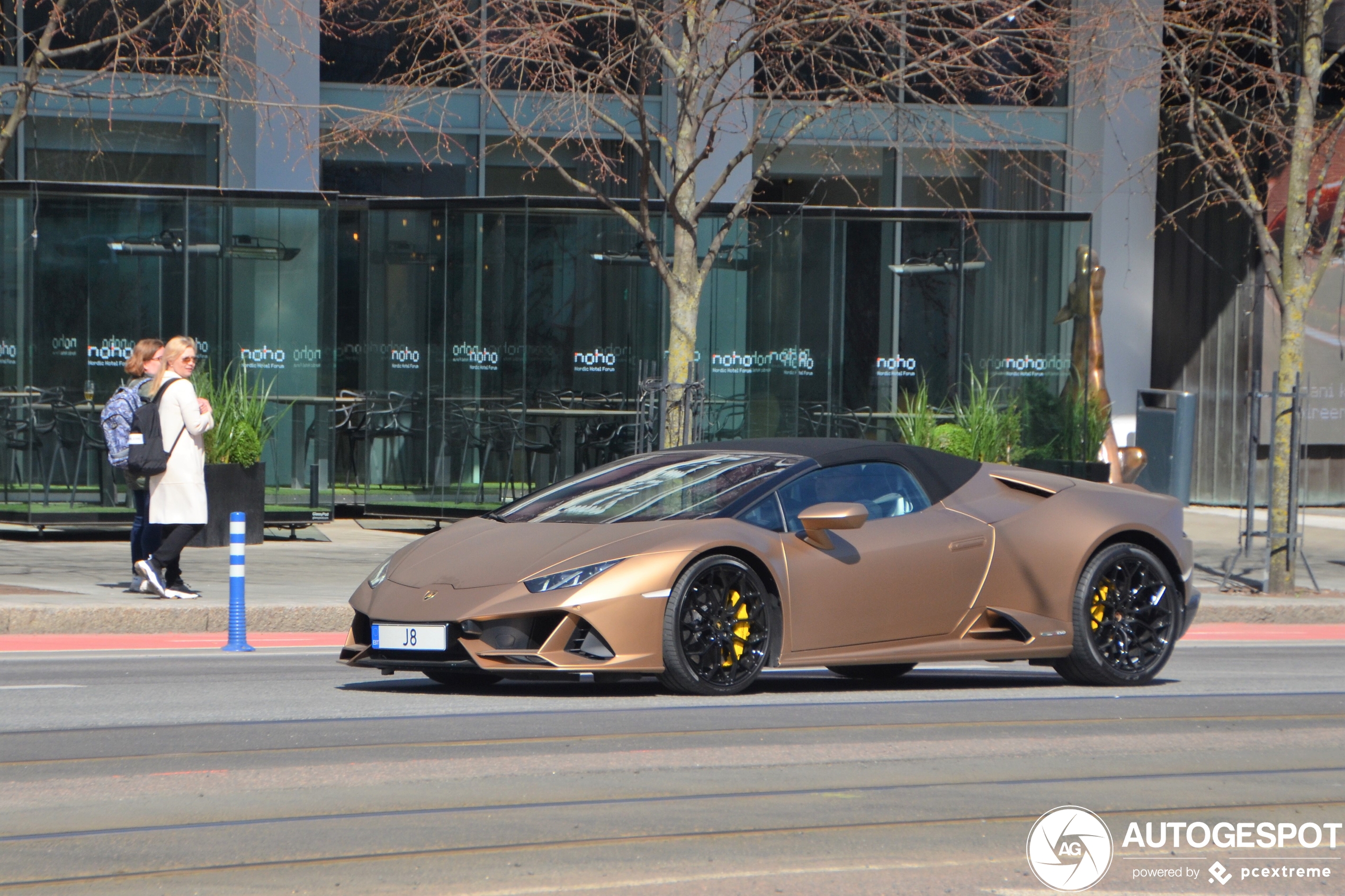 Lamborghini Huracán LP640-4 EVO Spyder