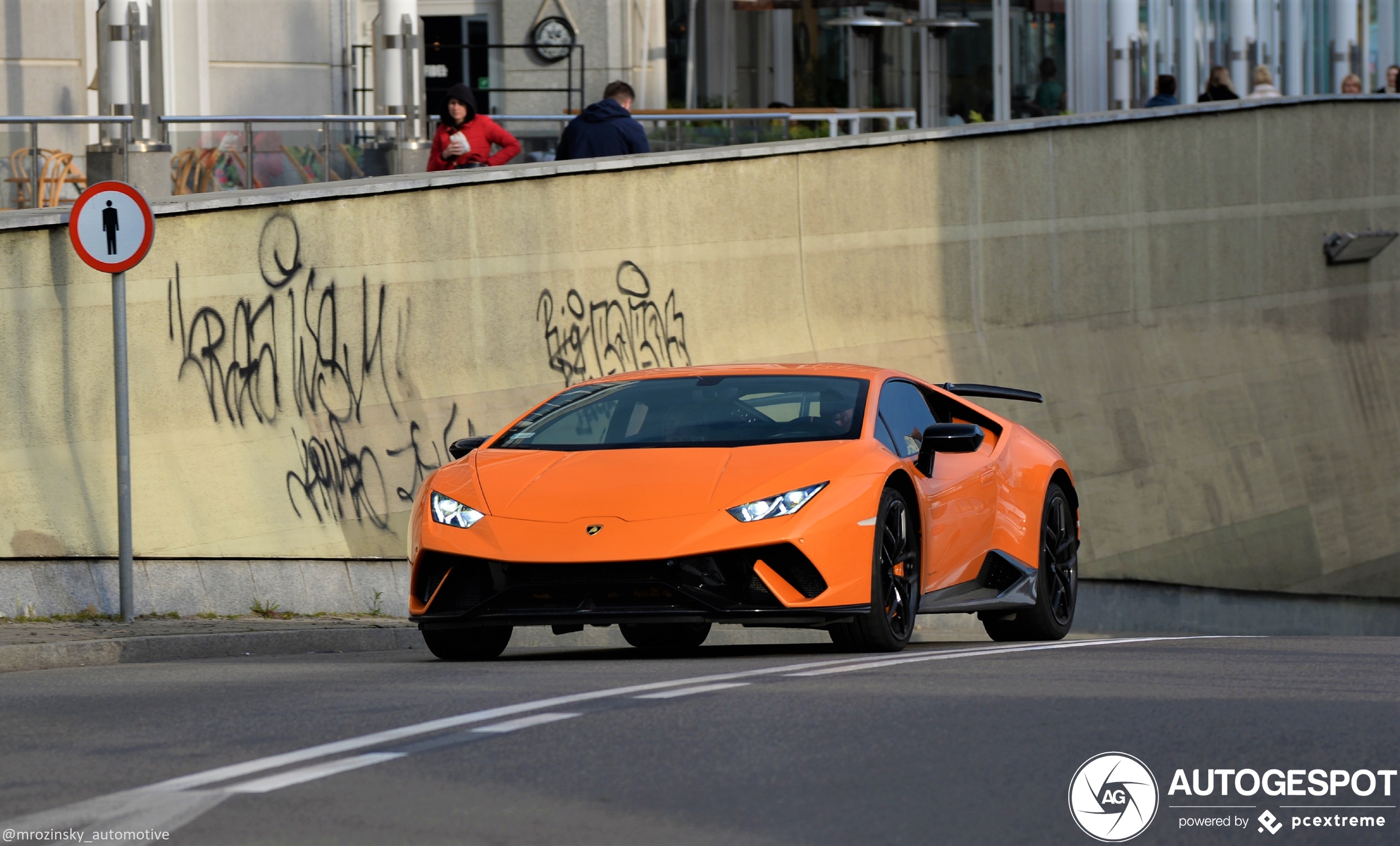 Lamborghini Huracán LP640-4 Performante