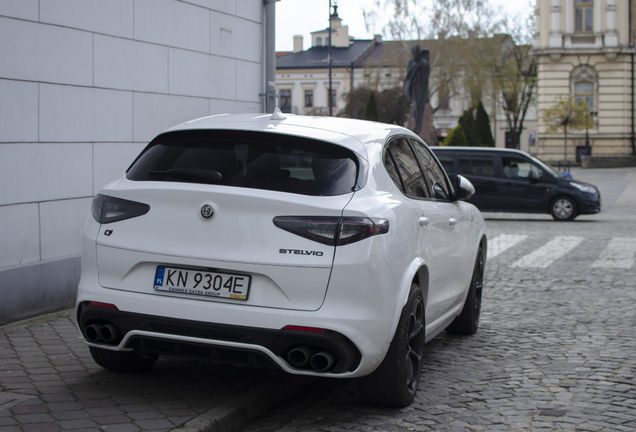 Alfa Romeo Stelvio Quadrifoglio 2020