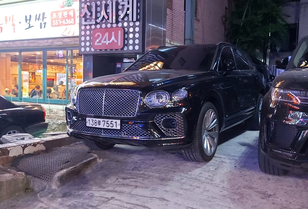 Bentley Bentayga V8 2021