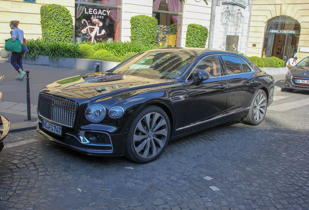 Bentley Flying Spur V8 2021